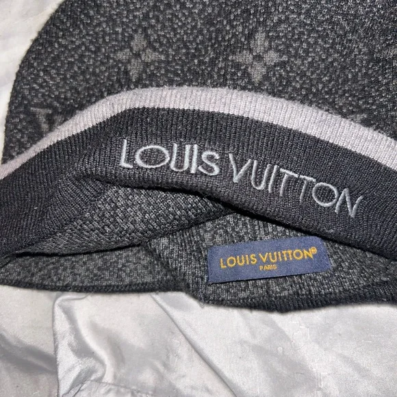 Louis Vuitton Bennie - Picture 4 of 5